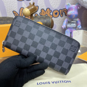 N00056 Zippy Wallet Horizontal