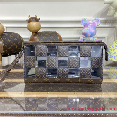 M81588 Standing Pouch Monogram Other